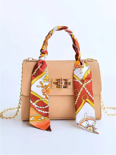 Luna | Borsa Elegante in Pelle Marrone con Sciarpa Decorativa 8