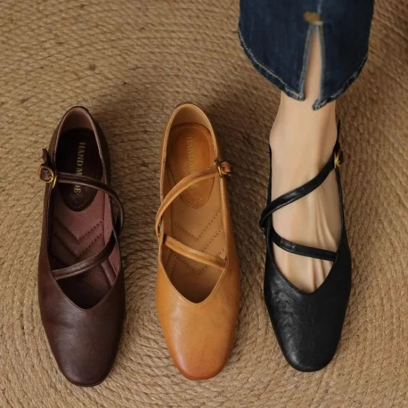 Mira Scarpe Mary Jane | Eleganza Donna in Pelle Nera 8