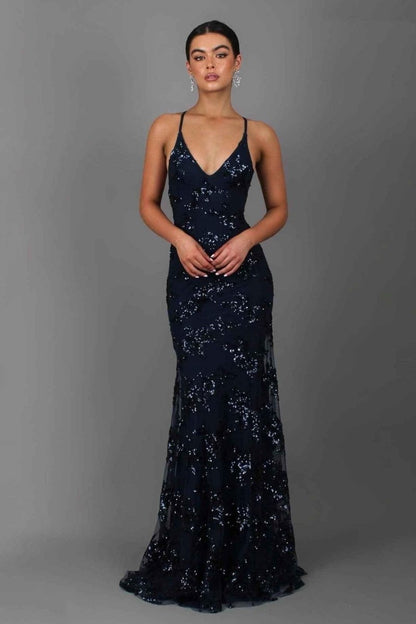 Abito lungo da donna con scollo a V, spalline sottili e finiture con paillettes. 0