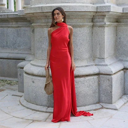 Abito lungo drappeggiato da donna con una sola spallina 9