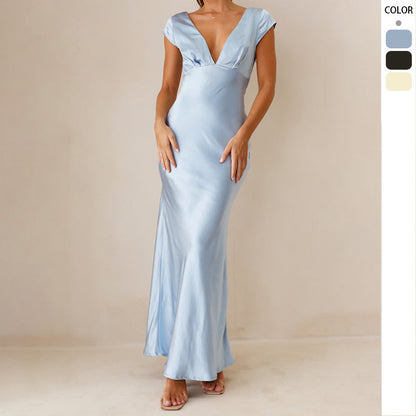 Abito lungo elegante da donna con scollo a V profondo e tessuto satinato fluente Mirla 1