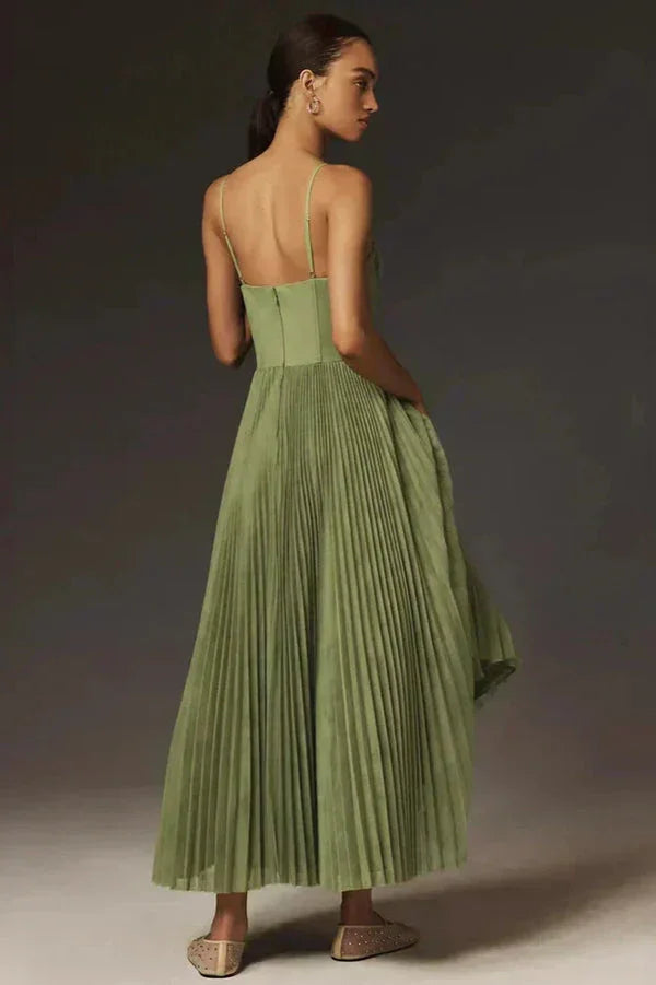 Abito midi da donna plissettato con spalline, color verde oliva. 2