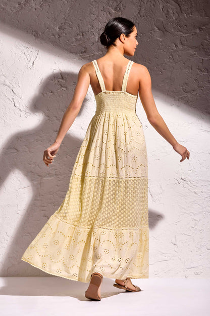 Aura | Abito Lungo Elegante in Pizzo Bianco 5