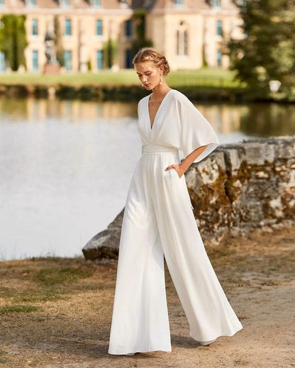Aurelia | Tuta Elegante Donna con Scollo a V e Maniche Ampie 1