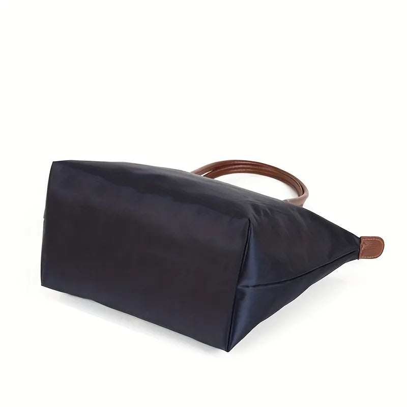 Bella Eleganza | Borsa a Tracolla Donna Strutturata con Finitura Lucida 2