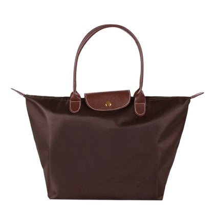Bella Eleganza | Borsa a Tracolla Donna Strutturata con Finitura Lucida 3