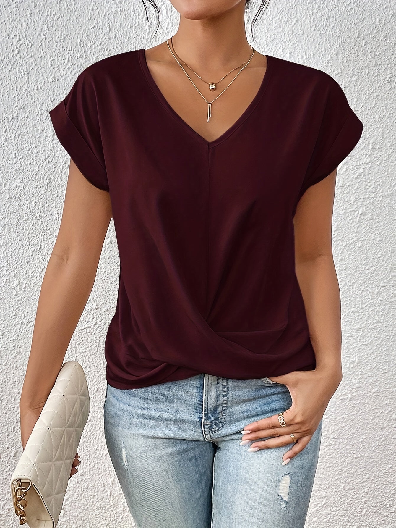 Cleo | Comoda t-shirt con scollo a cuore per tutti i giorni 8