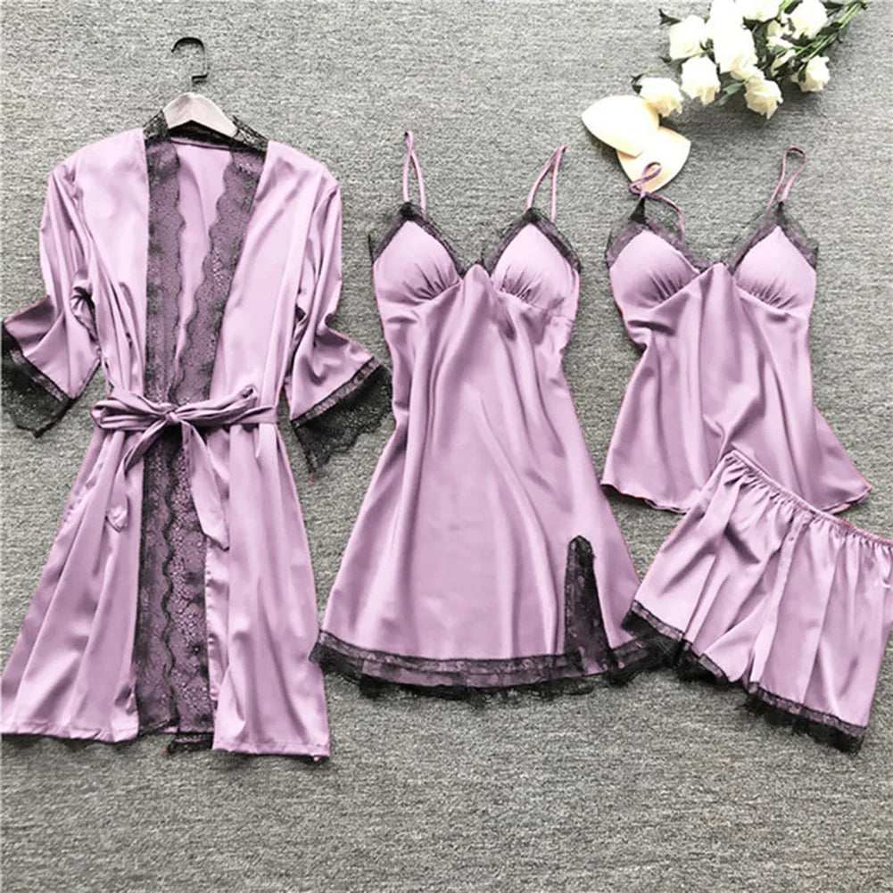 Completo da notte in raso a 4 pezzi con pizzo: vestaglia, sottoveste, top e pantaloncini. 3