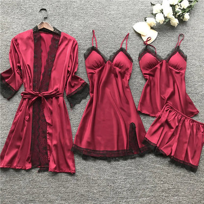Completo da notte in raso a 4 pezzi con pizzo: vestaglia, sottoveste, top e pantaloncini. 4