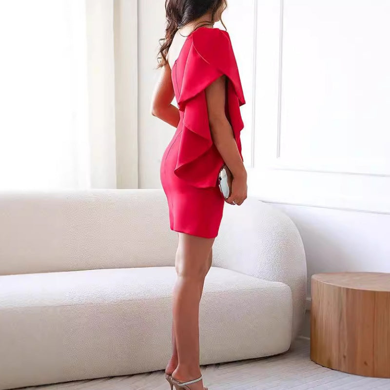 Elegante abito da cocktail dalla silhouette aderente – FAYNA GlowDress 2