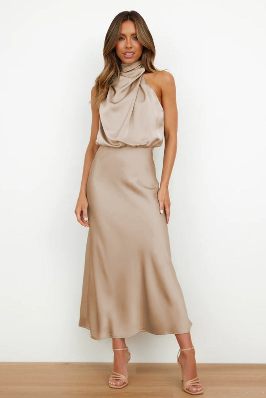 Elysia | Vestito Lungo Elegante in Raso con Scollo Halter Neck 0