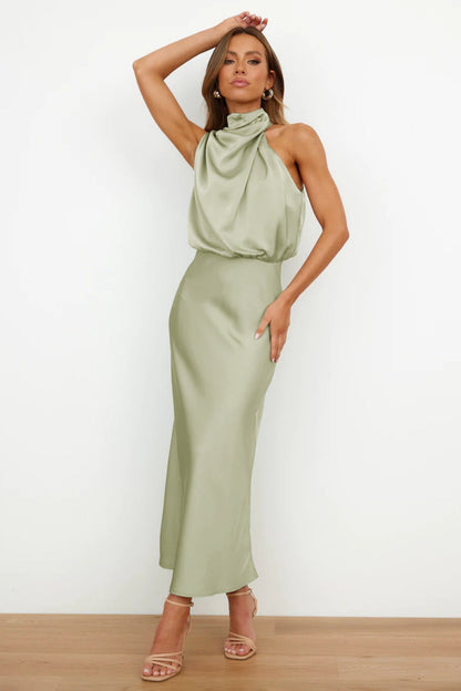 Elysia | Vestito Lungo Elegante in Raso con Scollo Halter Neck 10