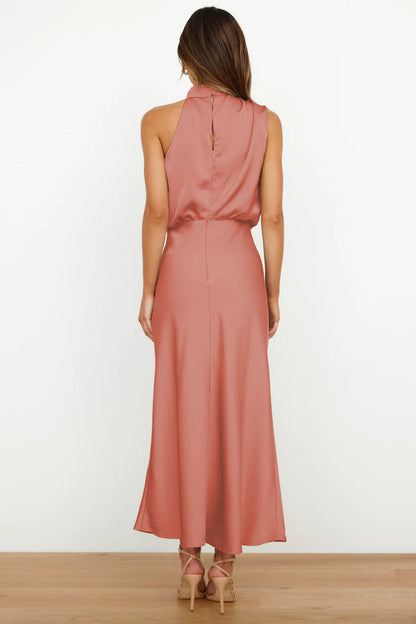 Elysia | Vestito Lungo Elegante in Raso con Scollo Halter Neck 4