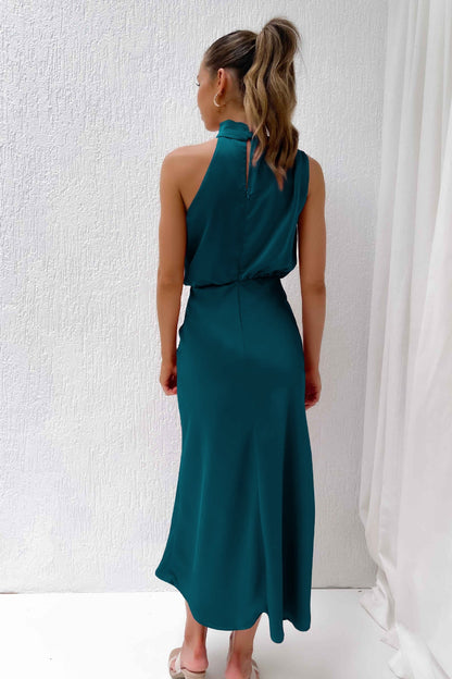 Elysia | Vestito Lungo Elegante in Raso con Scollo Halter Neck 5