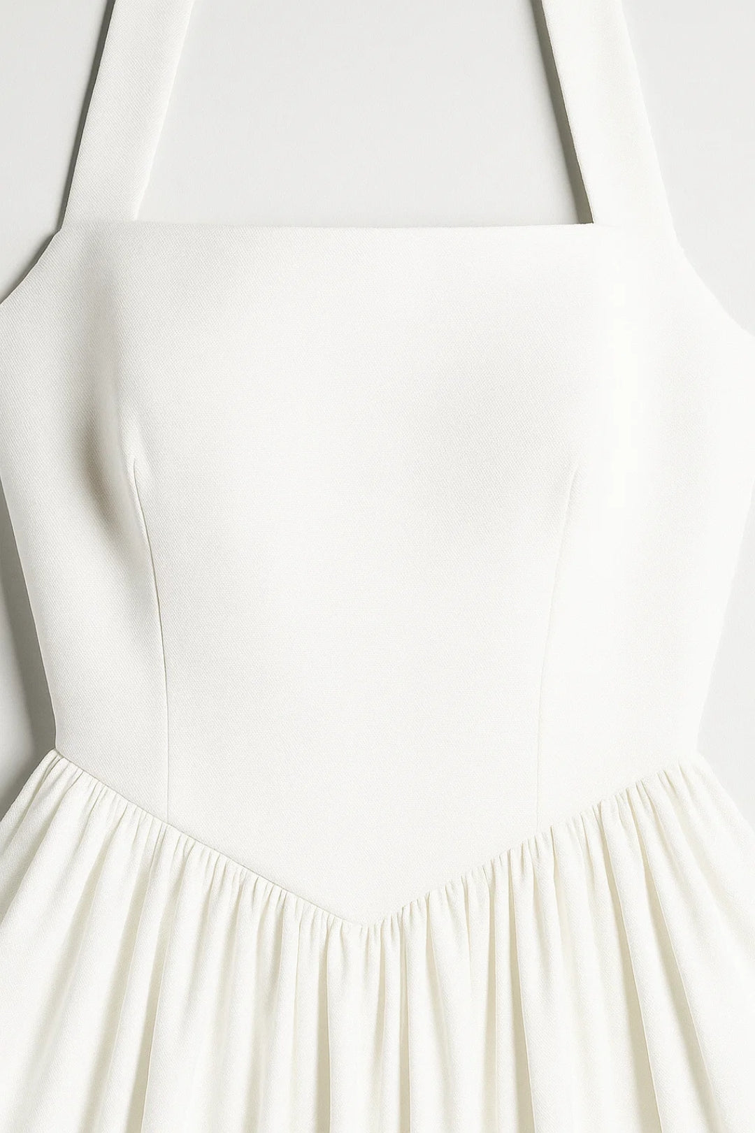 Feminine Elegance | Abito da Cerimonia Midi da Donna con Scollo All'Americana 3