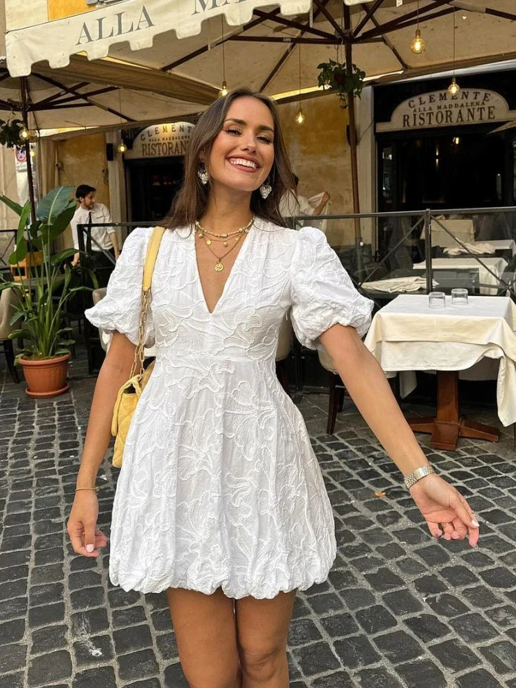 Fiorenza | Abito Donna Elegante Bianco con Volant Ricamati 2