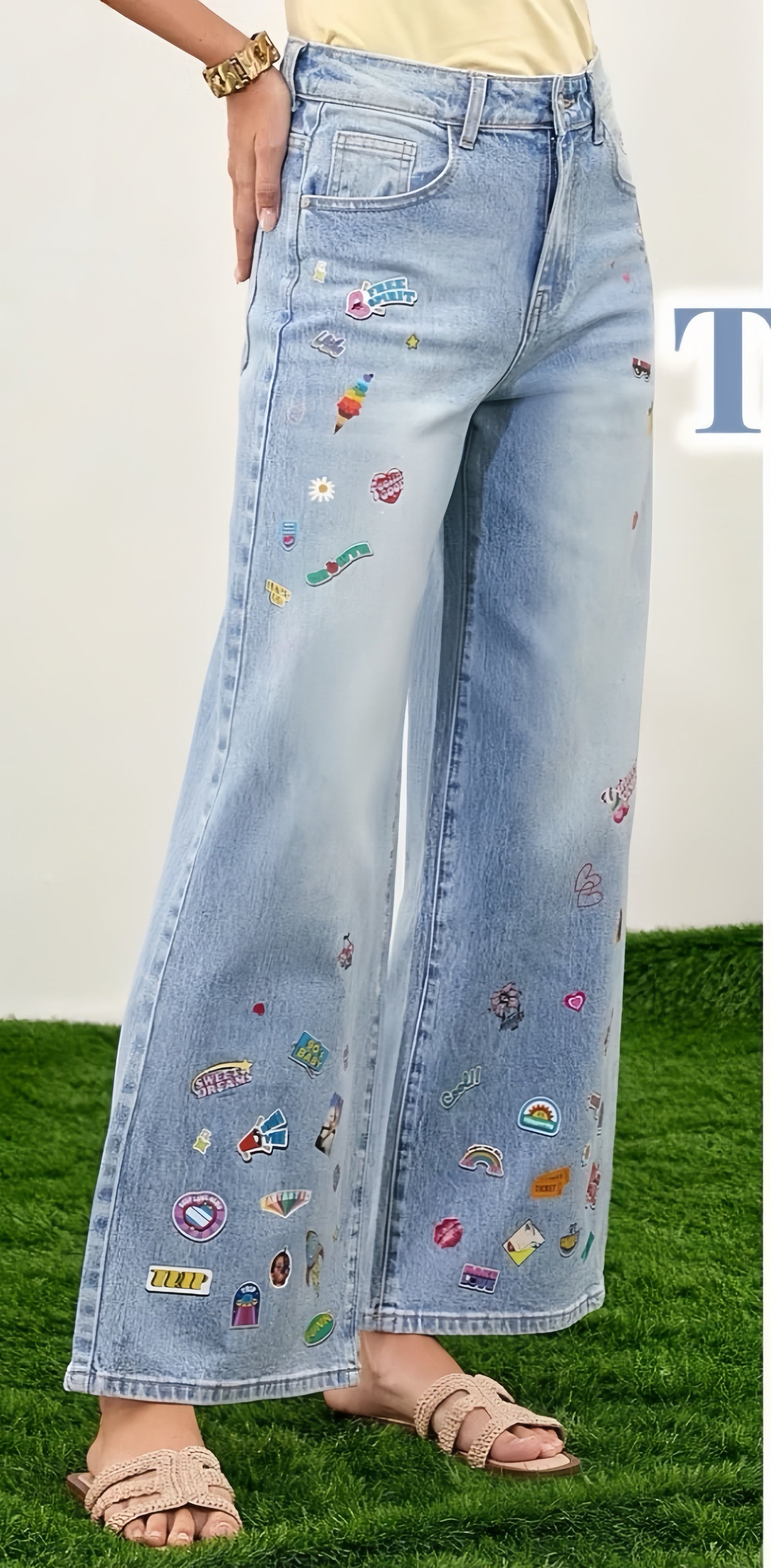 Jeans Donna Wide Leg Elasticizzati a Vita Alta con Patch Decorativi – Denim Chiaro 9110 -TheOne 5