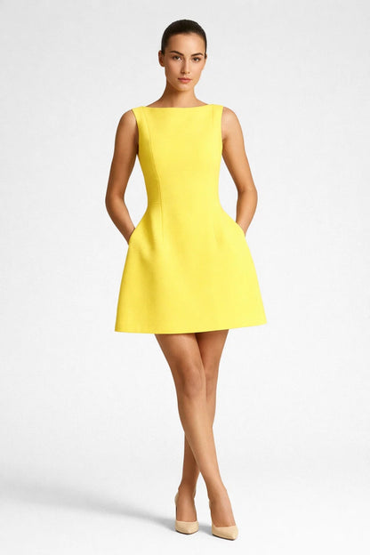 Mini abito da donna - Taglio a trapezio senza maniche | Chic 5