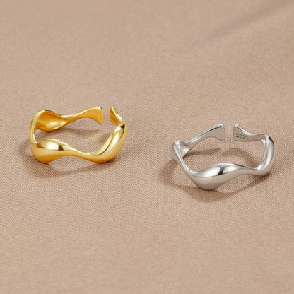 Oceano | Anello Minimalista Placcato Oro 18 Carati per Donna 4