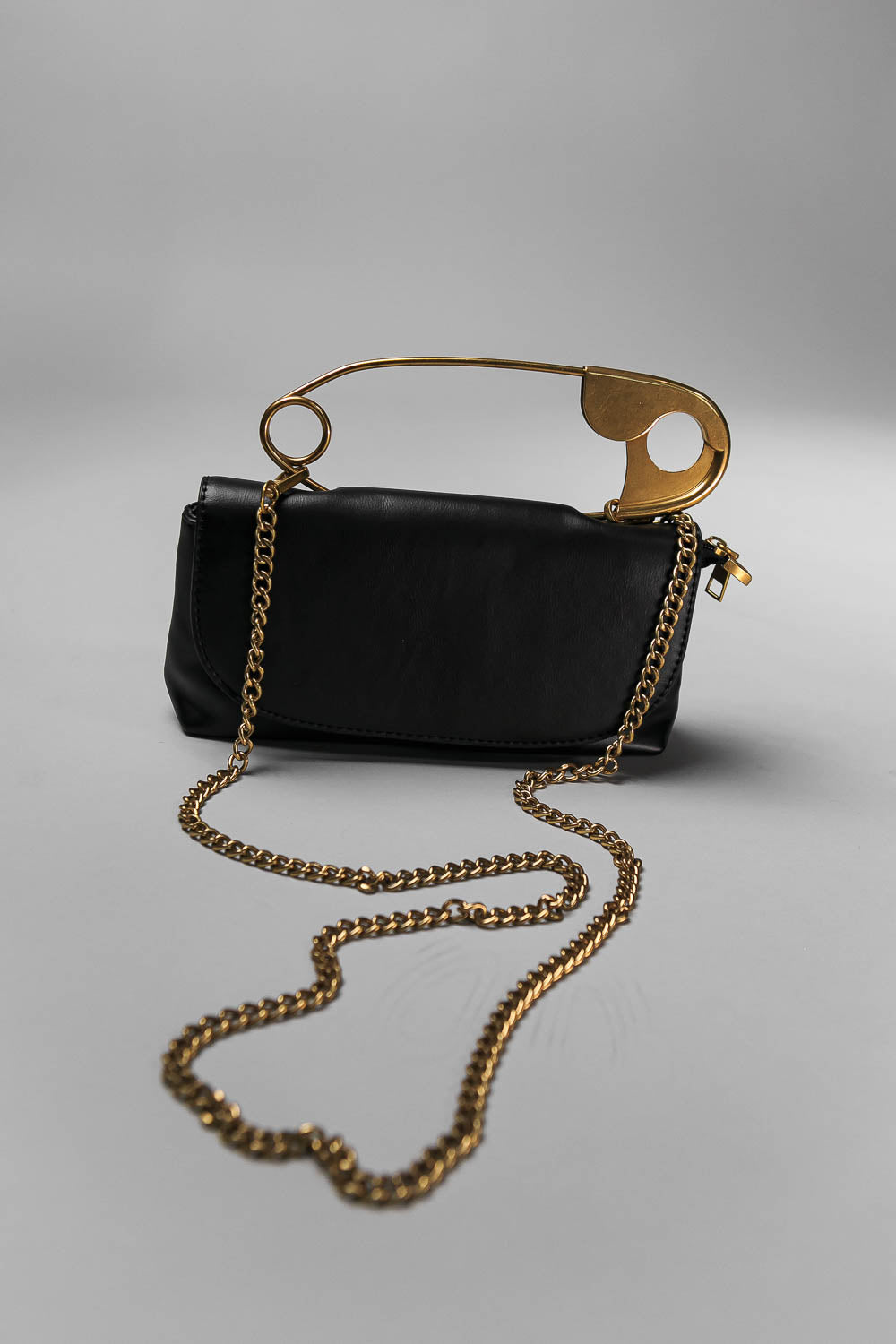Pinnacle | Borsa Nera con Tracolla Dorata Staccabile 0