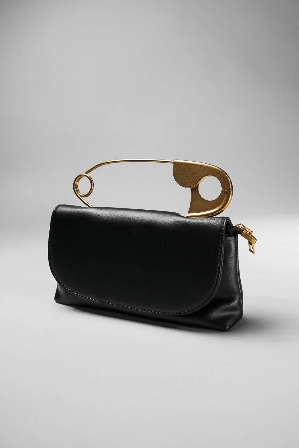 Pinnacle | Borsa Nera con Tracolla Dorata Staccabile 2