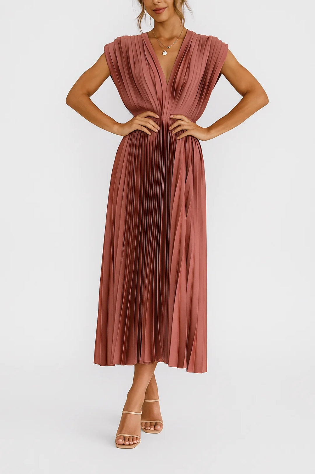 Pura Eleganza | Abito Midi Plissé Elegante con Scollo a V 3