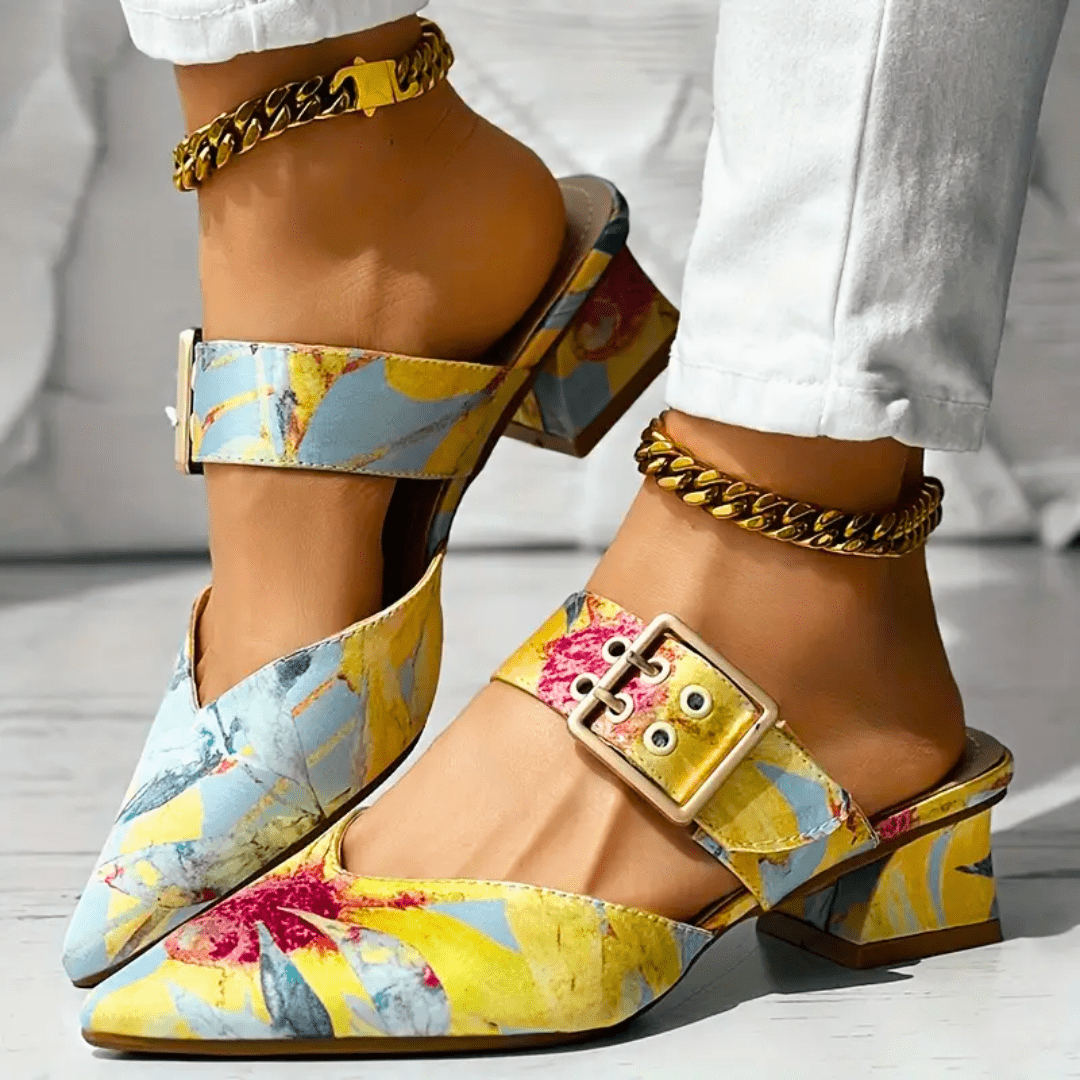 Scarpe con tacco da donna, design elegante e di tendenza, comode e raffinate, perfette per feste e occasioni speciali. 3