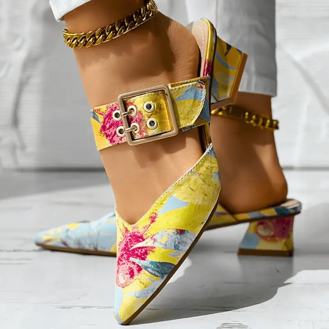 Scarpe con tacco da donna, design elegante e di tendenza, comode e raffinate, perfette per feste e occasioni speciali. 5