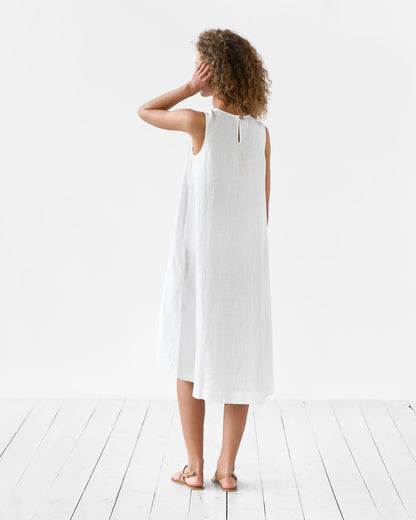 Toscana Elegante | Abito Donna in Lino Bianco Asimmetrico con Tasche 4