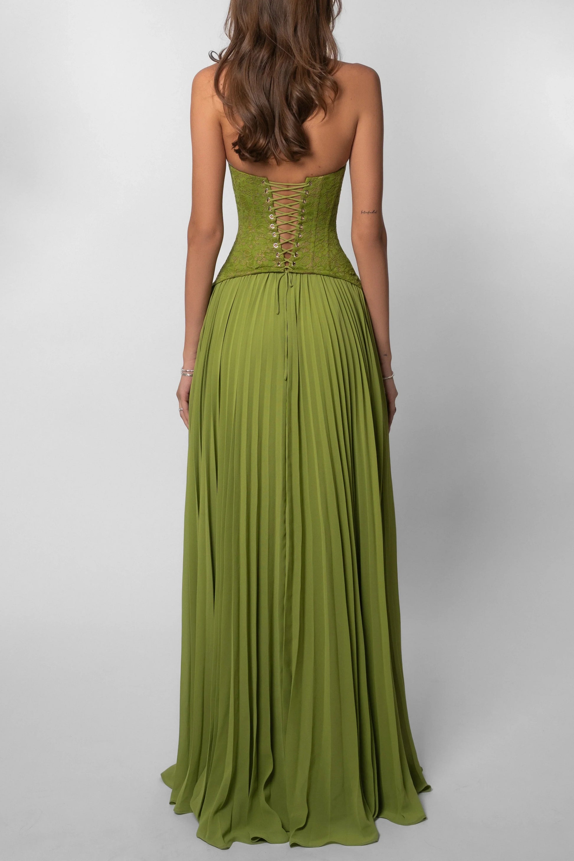 Verde Elegante | Abito Lungo da Cerimonia per Donna 5