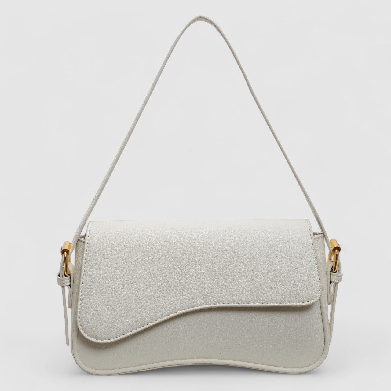 Zoëy | Elegante borsa a mano ondulata realizzata in pregiata pelle vegana 4